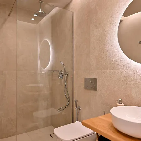 Ξενοδοχείο Guver Luxury Αγία Άννα